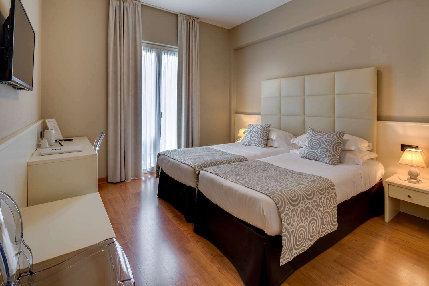 Hotel Nuovo Garlate Esterno foto